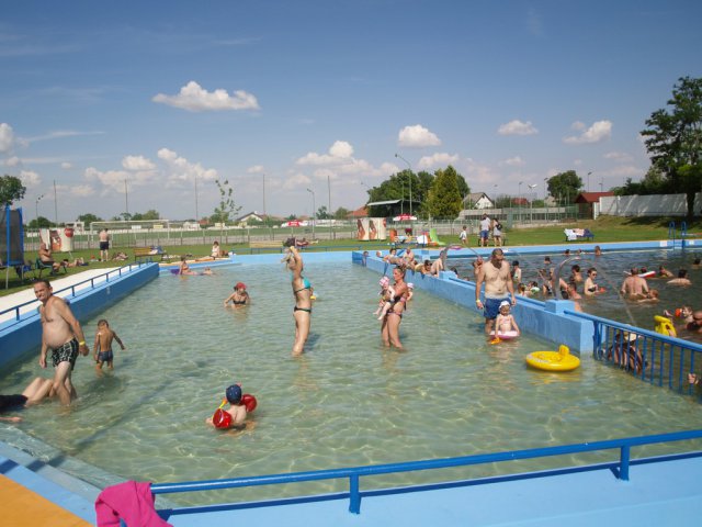 termalne-kupalisko-tvrdosovce-fotogaleria_0030